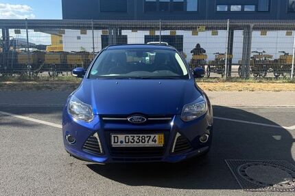 Ford Focus 151.213 km 4.500 &euro; düsseldorf 40625