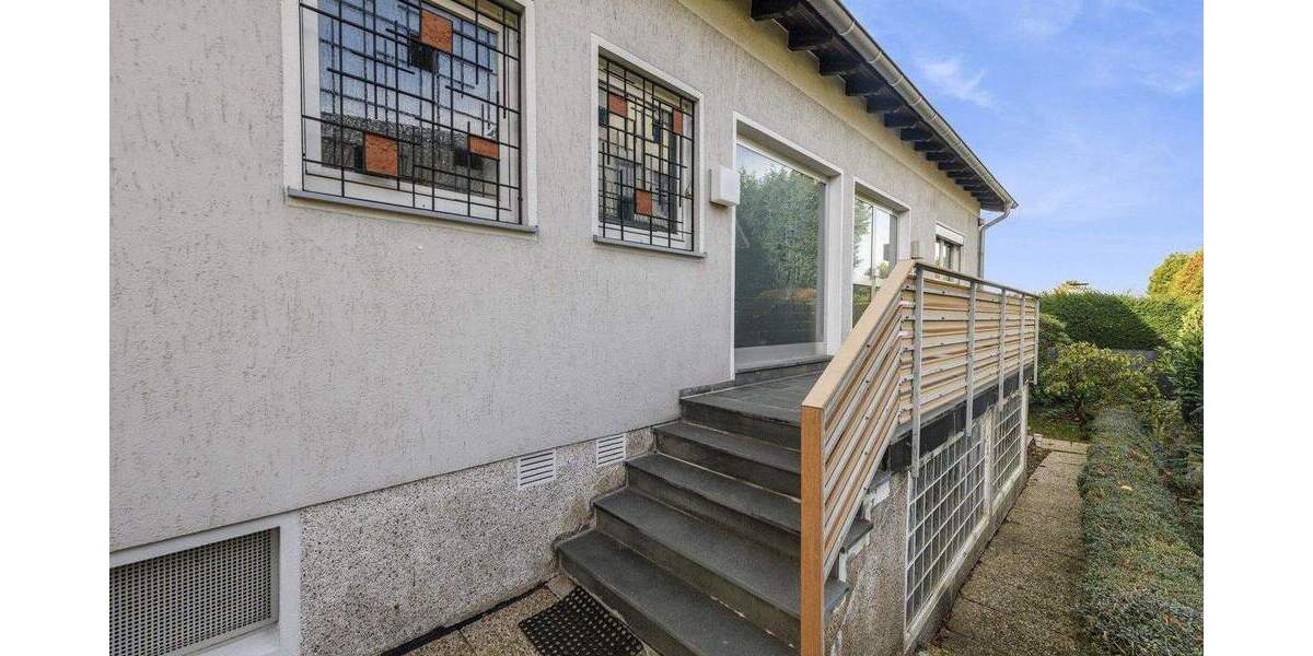 Einfamilienhaus Heiligenhaus Mitte - 6 Zimmer, 354 m&sup2;, 725.000&euro; | Angebot:25934083