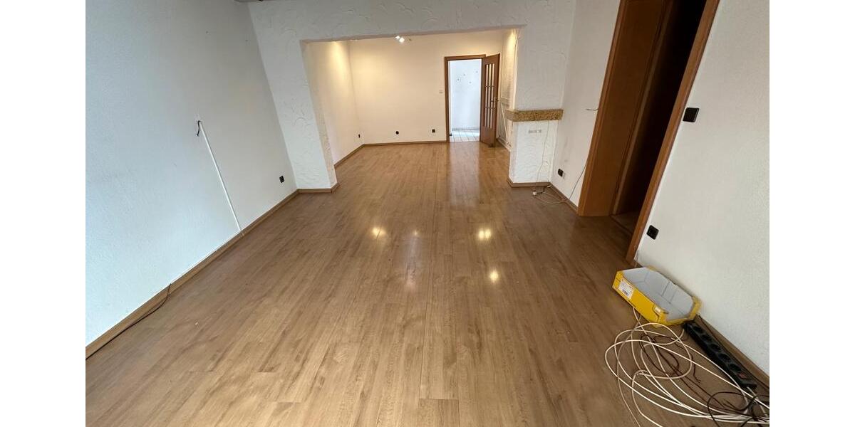 Einfamilienhaus Dormagen Broich - 3 Zimmer, 115 m&sup2;, 420.000&euro; | Angebot:23784693