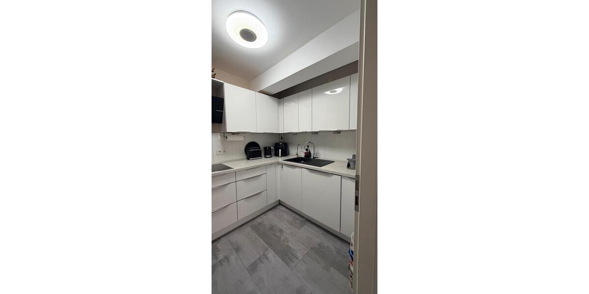 Hochparterre Köln Kalk - 4 Zimmer, 84 m&sup2;, 345.000&euro; | Angebot:26173320