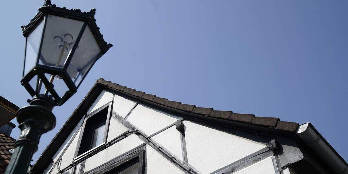 Einfamilienhaus Düsseldorf Urdenbach - 4 Zimmer, 145 m&sup2;, 325.000&euro; | Angebot:26175957