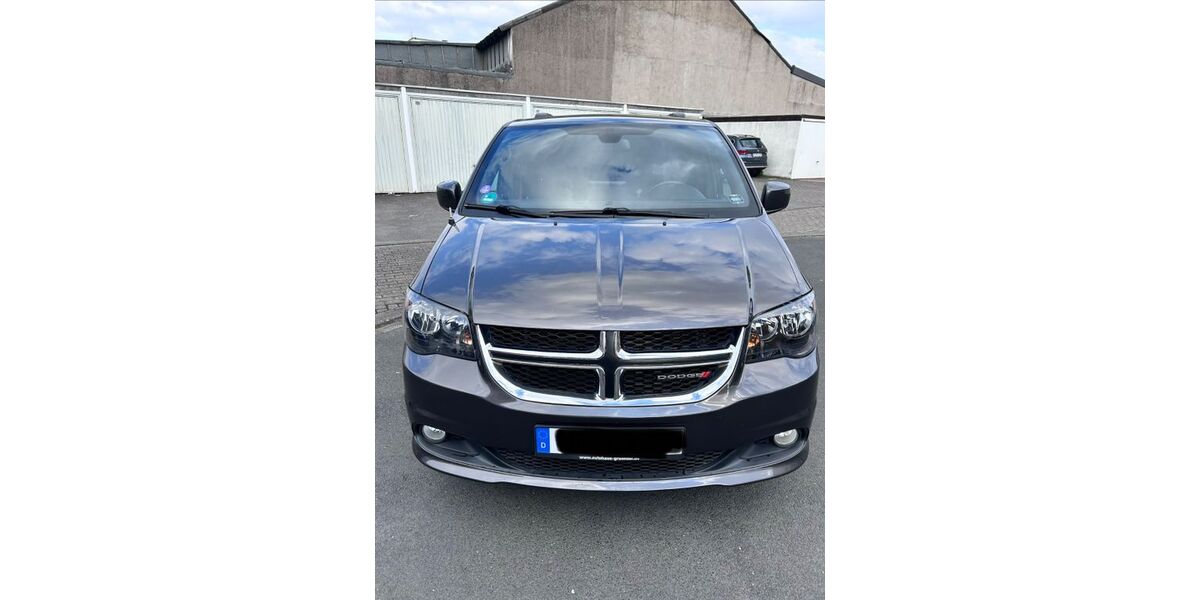 Dodge Grand Caravan 64.800 km 22.590 &euro; Langenfeld 40764