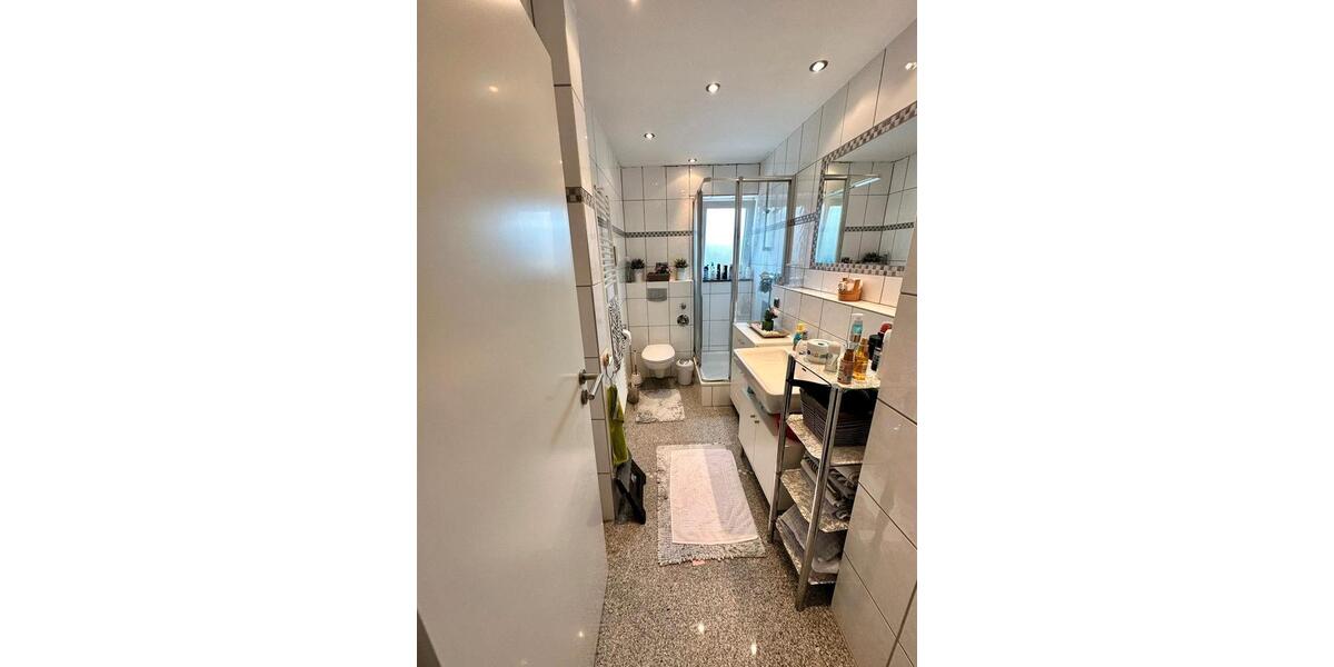 Etagenwohnung Köln Kalk - 3 Zimmer, 70 m&sup2;, 319.000&euro; | Angebot:26113203