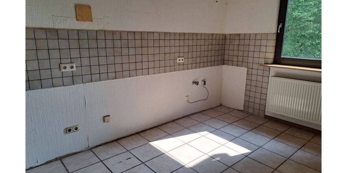 Mehrfamilienhaus, Wohnhaus Kürten - 7 Zimmer, 186 m&sup2;, 350.000&euro; | Angebot:25699790