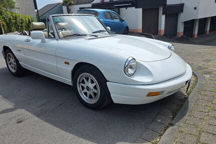 Alfa Romeo Spider 63.600 km 24.900 &euro; Düsseldorf 40627