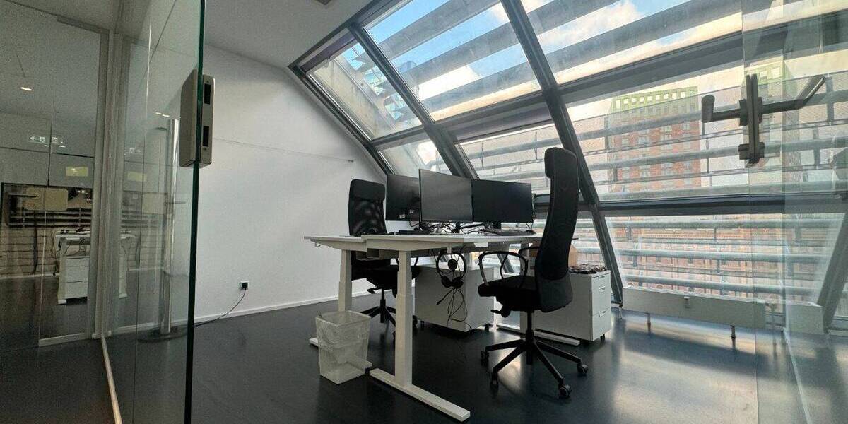 Gewerbeobjekt Düsseldorf Hafen - 12.000&euro; | Angebot:25755833