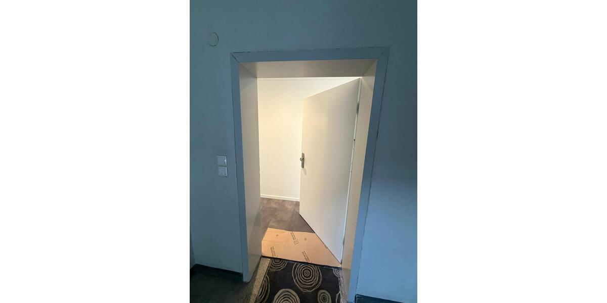 Etagenwohnung Solingen Aufderhöhe - 2 Zimmer, 56 m&sup2;, 640&euro; | Angebot:25217911