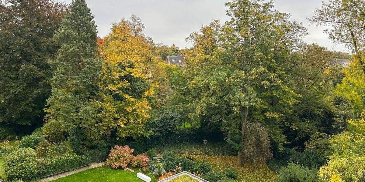 Etagenwohnung Düsseldorf Düsseltal - 3 Zimmer, 121 m&sup2;, 1.770&euro; | Angebot:25687711