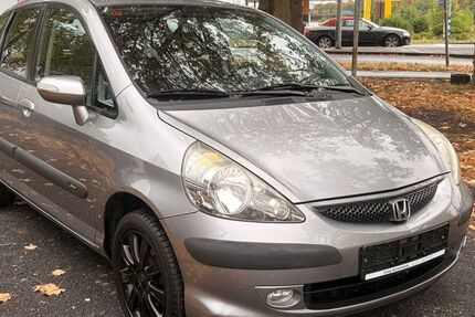 Honda Jazz 129.999 km 4.750 &euro; Köln 51107
