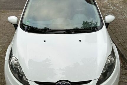 Ford Fiesta 250.099 km 2.599 &euro; Düsseldorf 40599