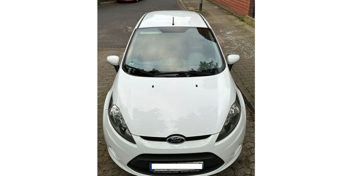 Ford Fiesta 250.099 km 2.599 &euro; Düsseldorf 40599