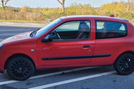 Renault Clio 96.000 km 1.700 &euro; Mülheim an der Ruhr 45468