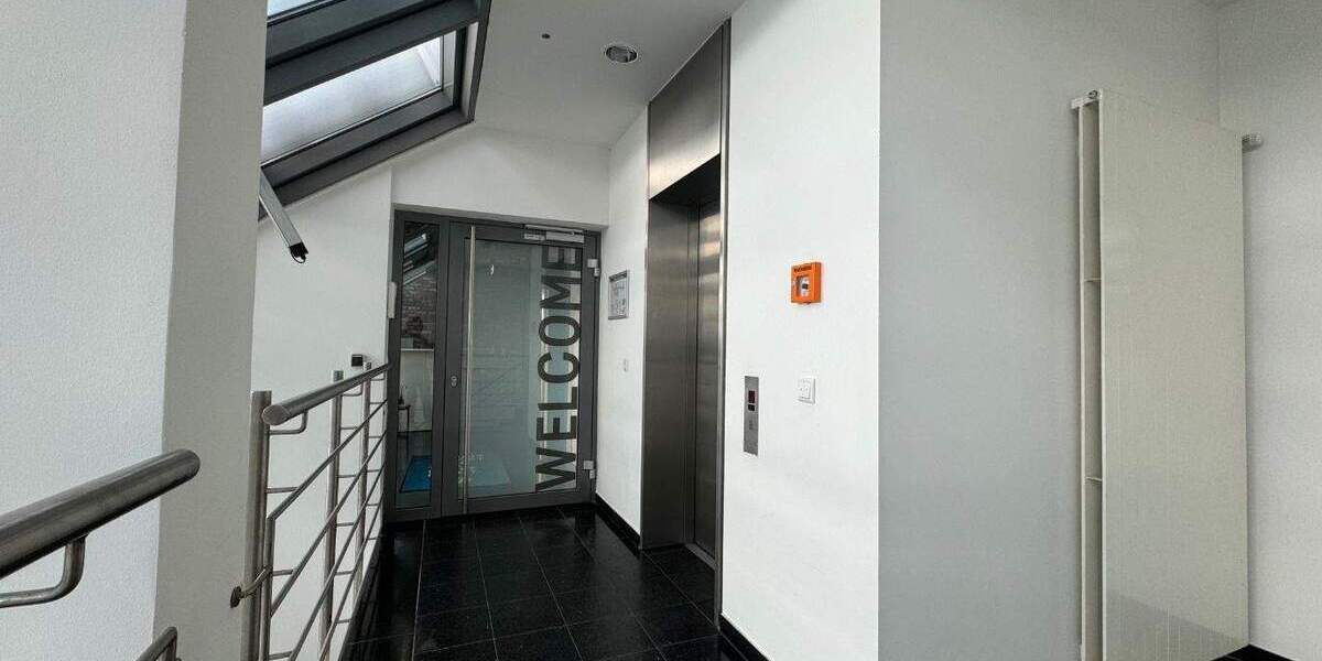 Gewerbeobjekt Düsseldorf Hafen - 12.000&euro; | Angebot:25898388