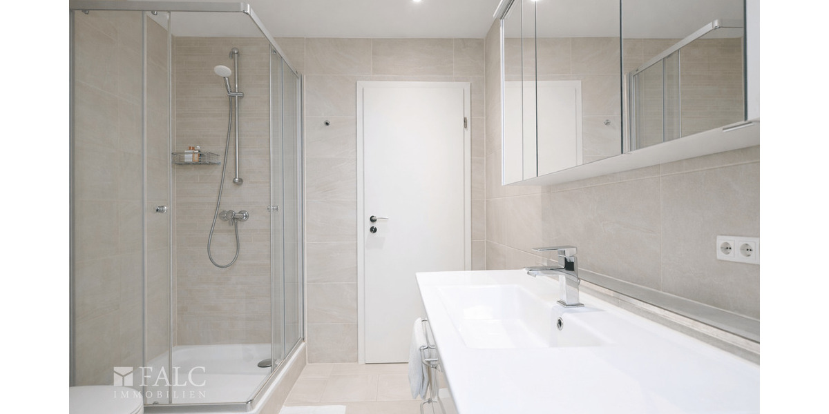 Einfamilienhaus Köln Esch/Auweiler - 8 Zimmer, 288 m&sup2;, 999.000&euro; | Angebot:25696534