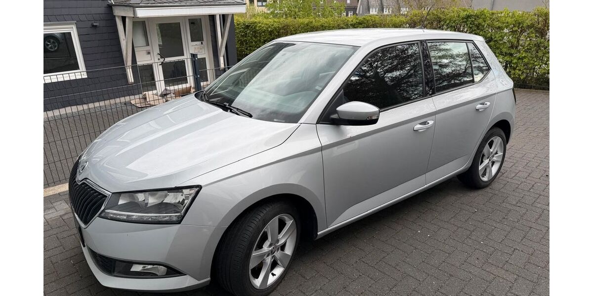 Skoda Fabia 72.200 km 7.800 &euro; WUPPERTAL 42369