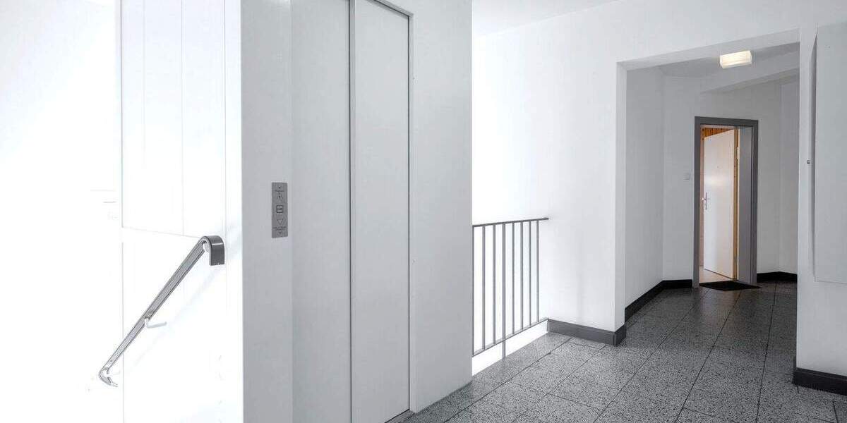 Etagenwohnung Düsseldorf Düsseltal - 3 Zimmer, 75 m&sup2;, 369.000&euro; | Angebot:25800161