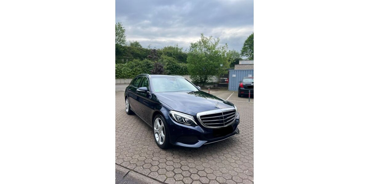 Mercedes-Benz C 250 142.000 km 18.900 &euro; Düsseldorf 40593