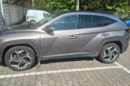 Hyundai TUCSON 19.000 km 31.000 &euro; Köln 50667