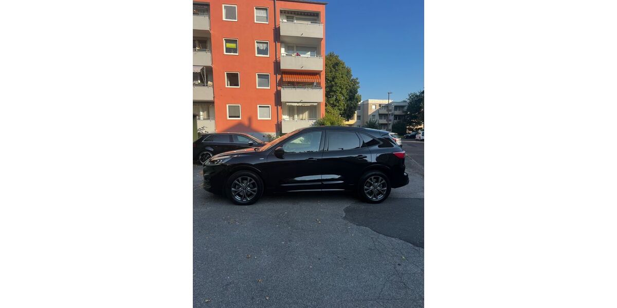 Ford Kuga 112.405 km 18.900 &euro; Köln 50827
