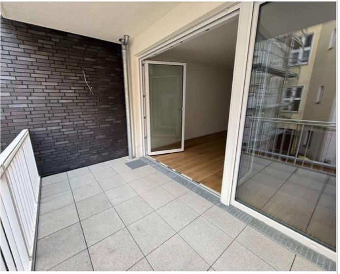 Etagenwohnung Düsseldorf Stadtbezirk 3 - 2 Zimmer, 59 m&sup2;, 1.490&euro; | Angebot:26040815