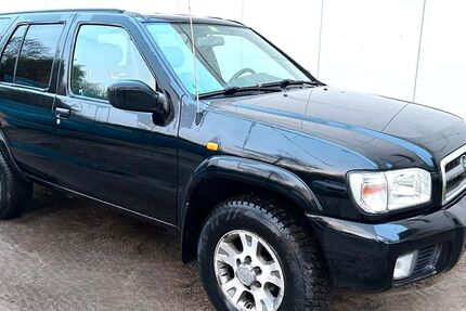 Nissan Pathfinder 278.841 km 5.995 &euro; Köln 51107