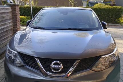 Nissan Qashqai 78.000 km 15.500 &euro; Düsseldorf 40625