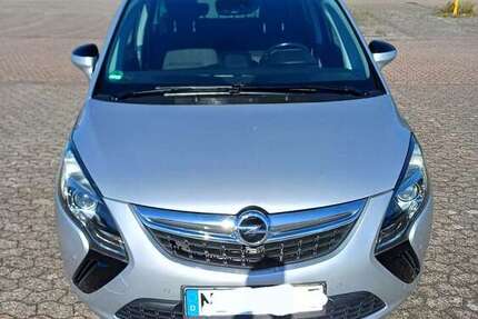 Opel Zafira 155.000 km 8.800 &euro; Neuss 41466