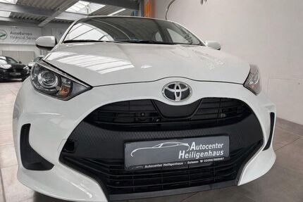 Toyota Yaris 12.197 km 19.280 &euro; Heiligenhaus 42579