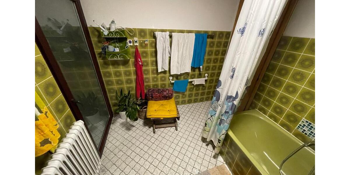 Doppelhaushälfte Wermelskirchen - 4 Zimmer, 200 m&sup2;, 485.000&euro; | Angebot:26041502