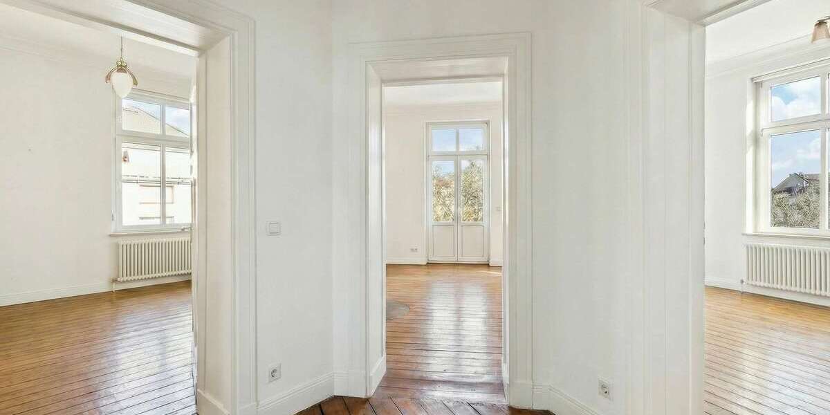 Etagenwohnung Düsseldorf- Pempelfort Pempelfort - 4 Zimmer, 112 m&sup2;, 595.000&euro; | Angebot:25458320