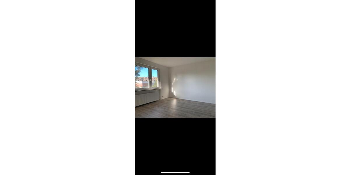 Etagenwohnung Hilden Kalstert - 3 Zimmer, 85 m&sup2;, 880&euro; | Angebot:25723622