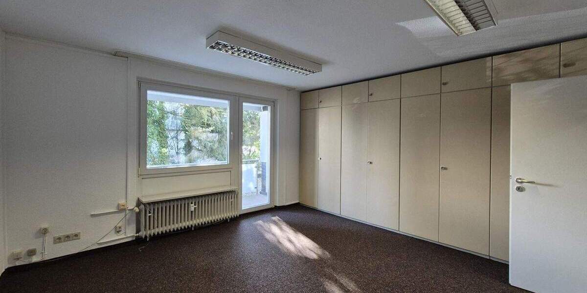 Gewerbeobjekt Remscheid Lennep - 4 Zimmer, 660&euro; | Angebot:26176314