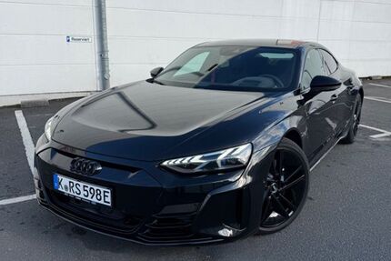 Audi RS e-tron GT 81.000 km 55.950 &euro; Köln 50668