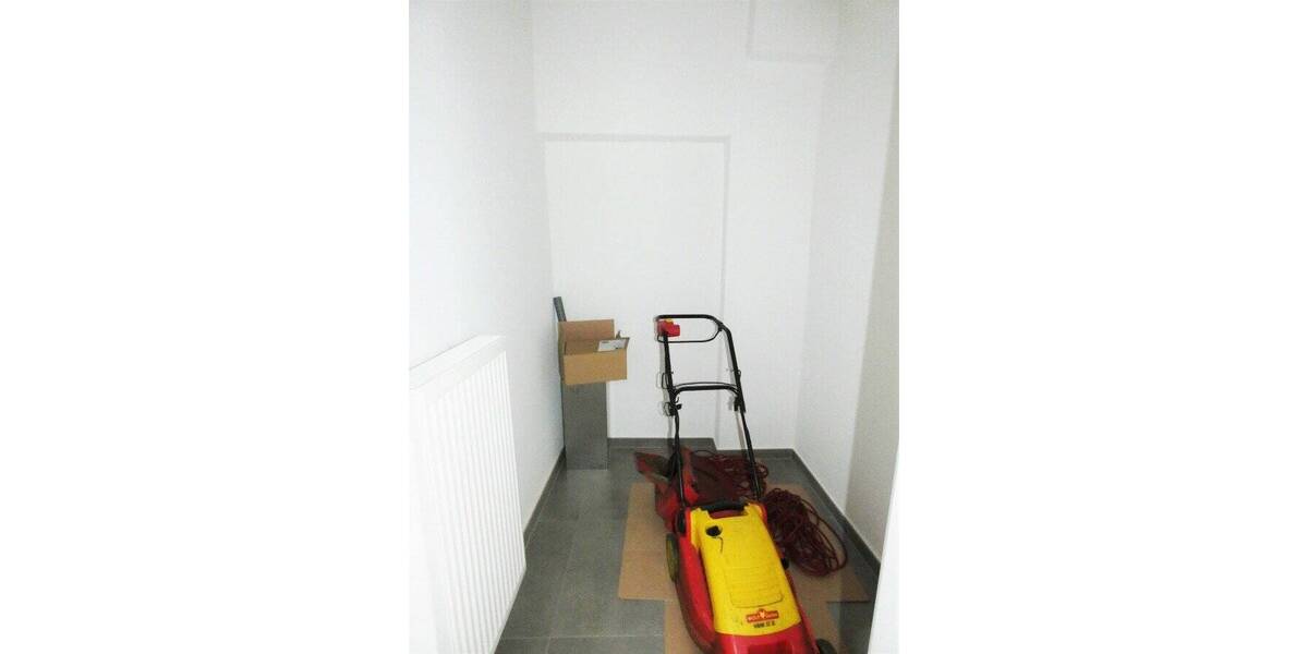 Einfamilienhaus Köln Dünnwald - 6 Zimmer, 240 m&sup2;, 3.500&euro; | Angebot:25728027