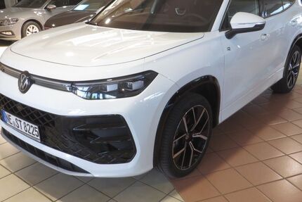 VW Tayron 13.300 km 63.545 &euro; Neuss 41469