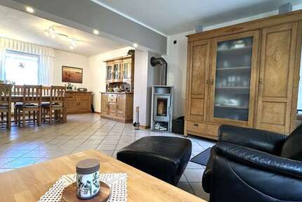 Wohnung Köln / Eil Eil - 3 Zimmer, 95 m&sup2;, 1.200&euro; | Angebot:26164314