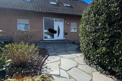 Wohnung Burscheid - 4 Zimmer, 125 m&sup2;, 1.250&euro; | Angebot:25961222