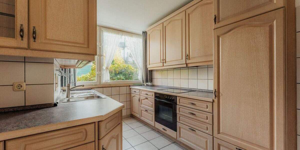 Reihenmittelhaus Bergisch Gladbach Moitzfeld - 5 Zimmer, 124 m&sup2;, 399.000&euro; | Angebot:25738419