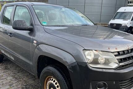 VW Amarok 405.938 km 4.690 &euro; wuppertal 42285