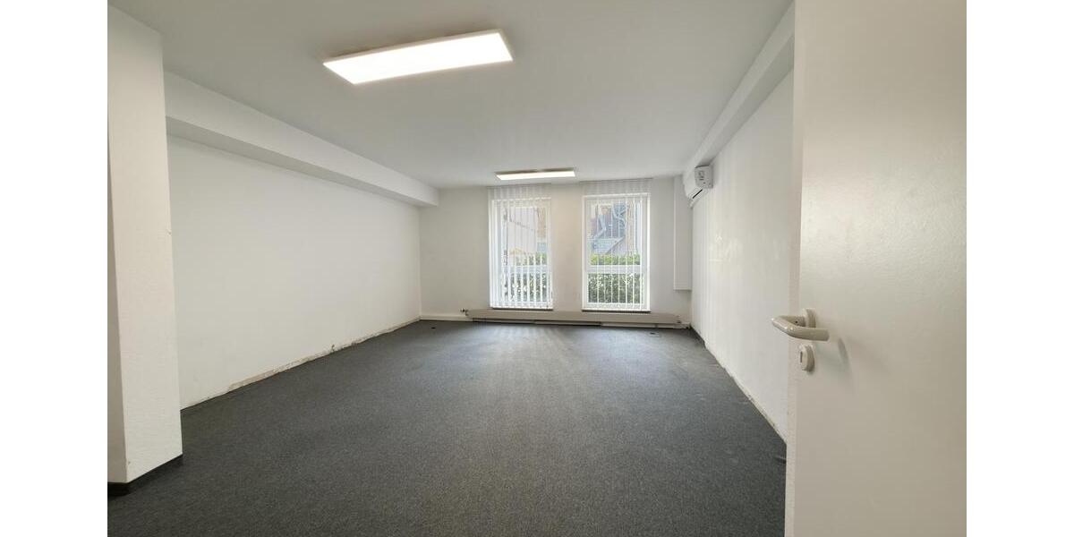 Gewerbeobjekt Düsseldorf - 3.757&euro; | Angebot:25896584