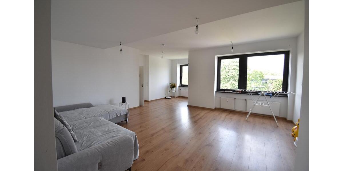 Etagenwohnung Düsseldorf Stadtbezirk 2 - 3 Zimmer, 90 m&sup2;, 1.510&euro; | Angebot:23769123