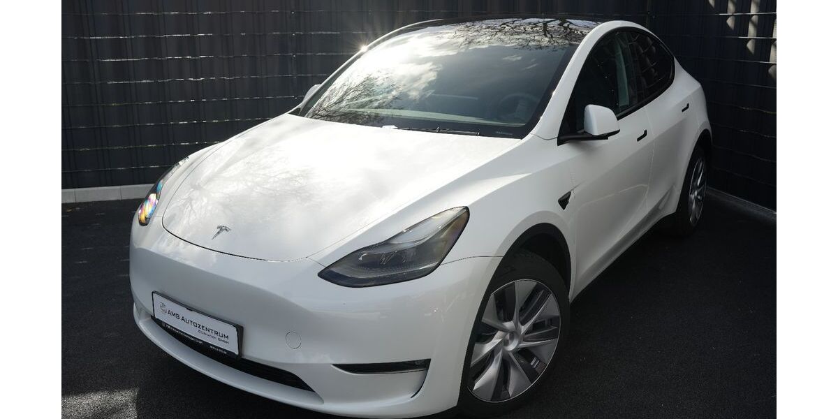 Tesla Model Y 73.069 km 37.499 &euro; Dormagen 41539
