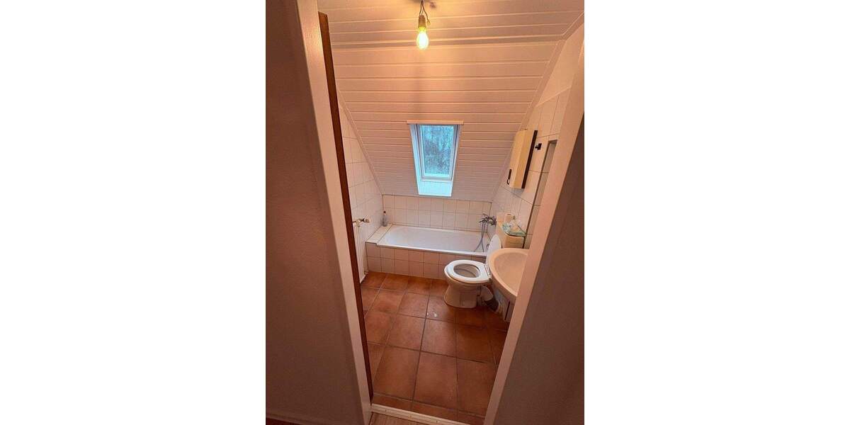 Etagenwohnung Leverkusen Lützenkirchen - 3 Zimmer, 50 m&sup2;, 590&euro; | Angebot:25753314