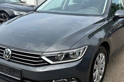 VW Passat 152.403 km 11.998 &euro; Heiligenhaus 42579