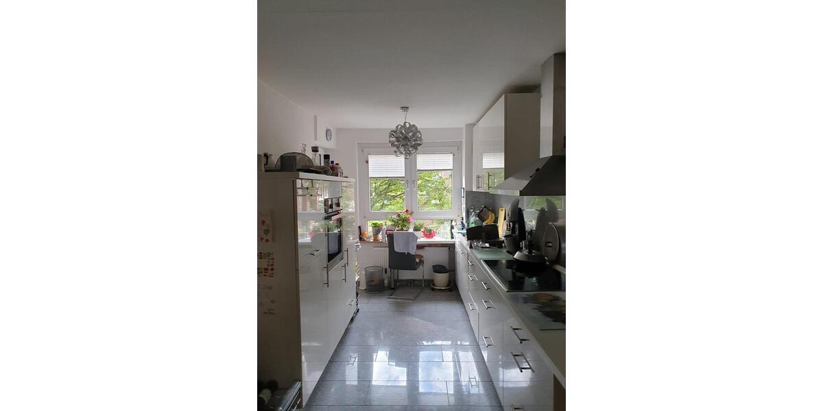 Etagenwohnung Neuss - 3 Zimmer, 93 m&sup2;, 325.000&euro; | Angebot:24751834