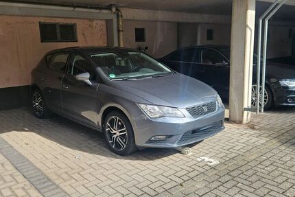 Seat Leon 140.000 km 7.600 &euro; Düsseldorf 40223