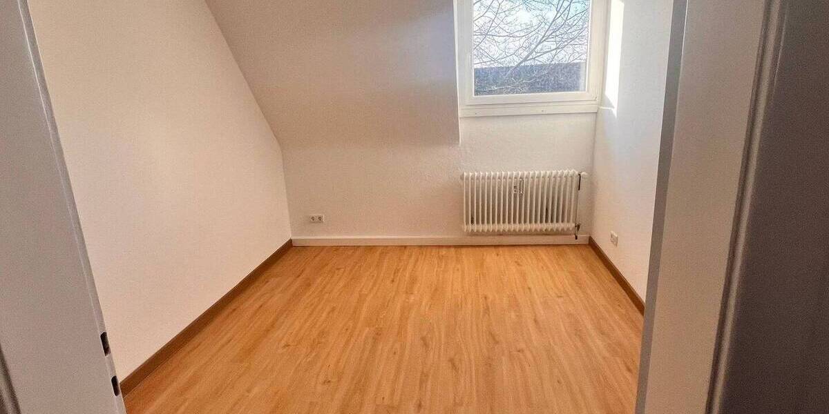 Etagenwohnung Solingen Solingen-Mitte - 4 Zimmer, 73 m&sup2;, 789&euro; | Angebot:26188076