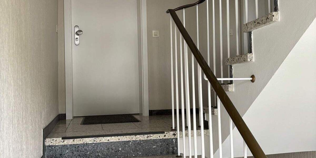 Etagenwohnung Mülheim an der Ruhr Broich - 3 Zimmer, 65 m&sup2;, 555&euro; | Angebot:26292894