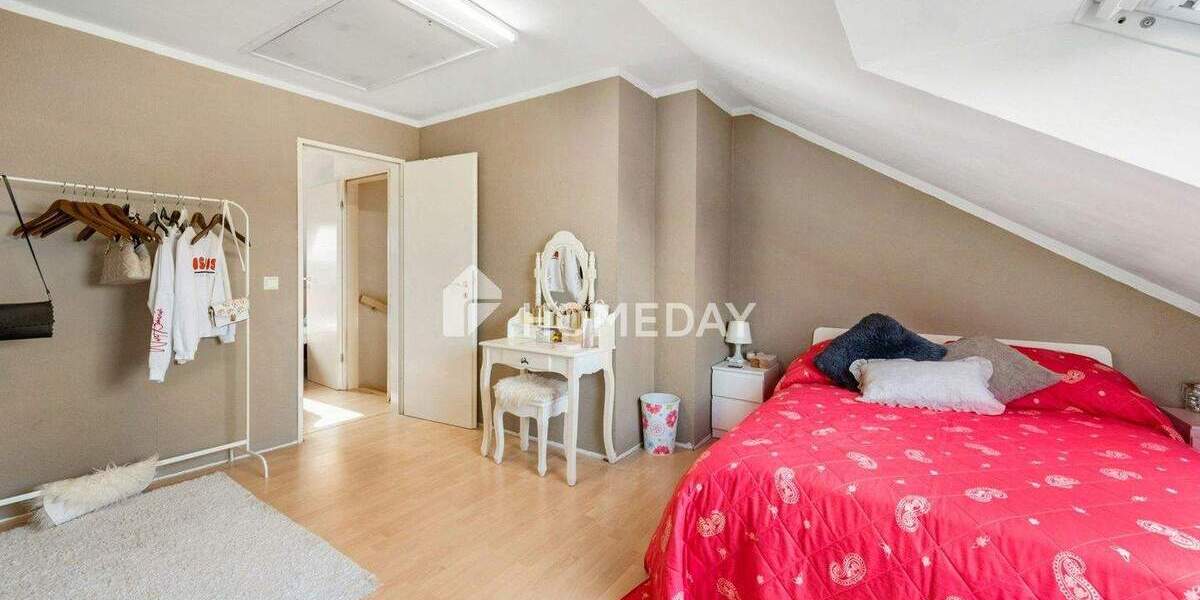 Reihenmittelhaus Frechen - 5 Zimmer, 132 m&sup2;, 529.000&euro; | Angebot:25684214