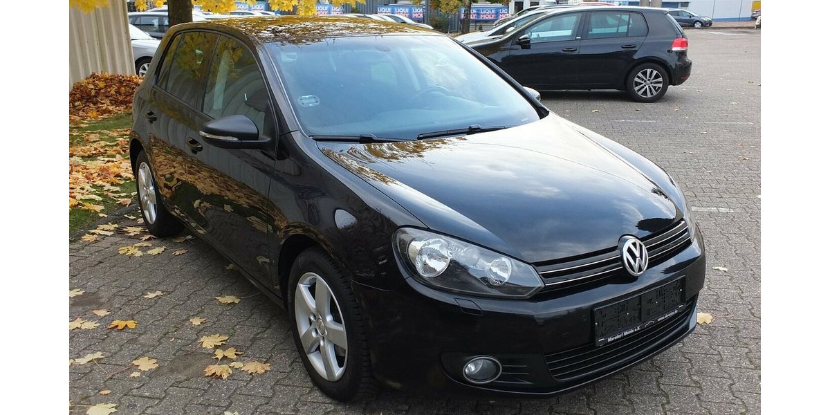 VW Golf 1.6TDi TEAM KLIMAAUTOMATIK 5-türig 159.855 km 6.904 &euro; Köln 50858